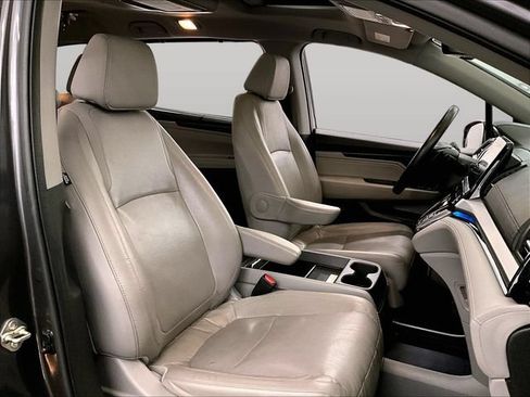 Used 2019 Honda Odyssey Elite image 8