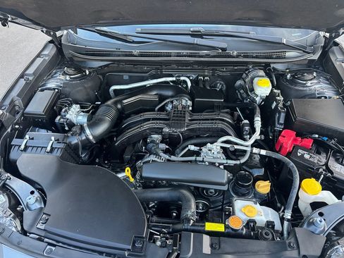 Used 2025 Subaru Outback Limited image 21