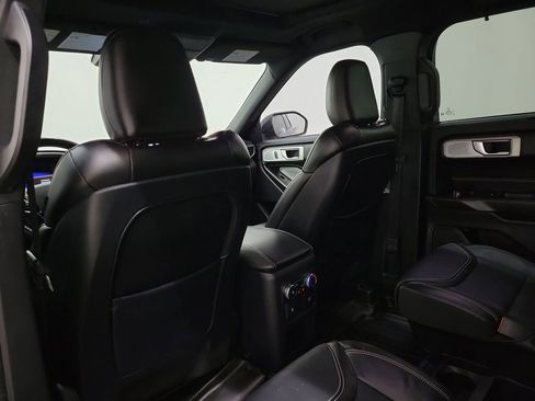 Used 2020 Ford Explorer ST w/ ST High-Performance Pack image 15