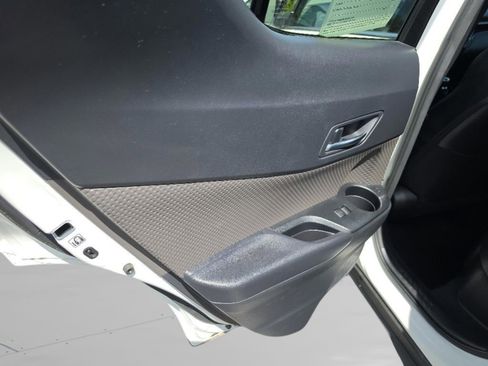 Used 2021 Toyota C-HR Limited FWD image 22