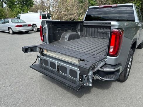 New 2026 GMC Sierra 1500 SLT w/ X31 Off-Road Package AWD/4WD image 55