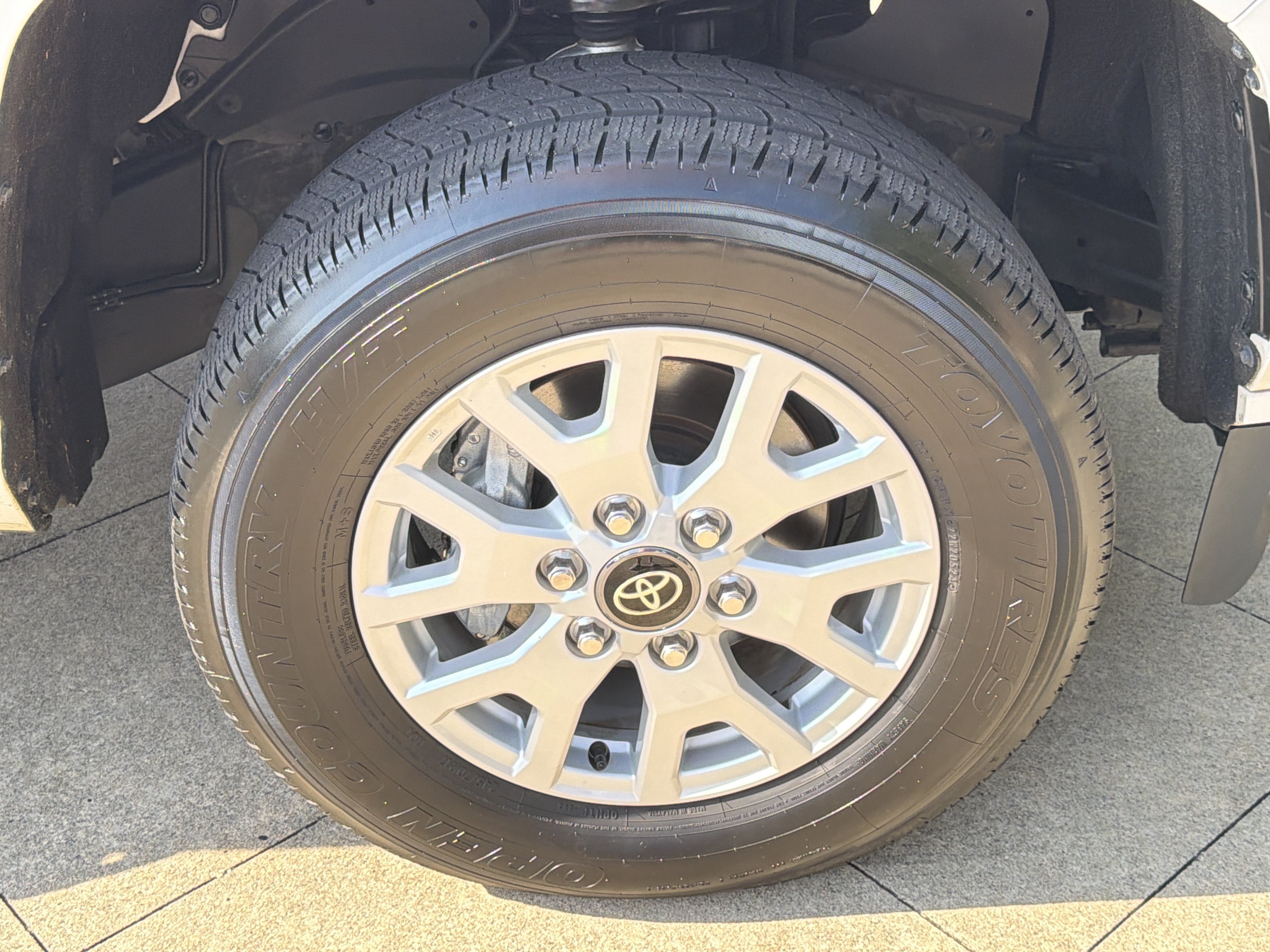 Used 2024 Toyota Tacoma SR5 RWD image 12