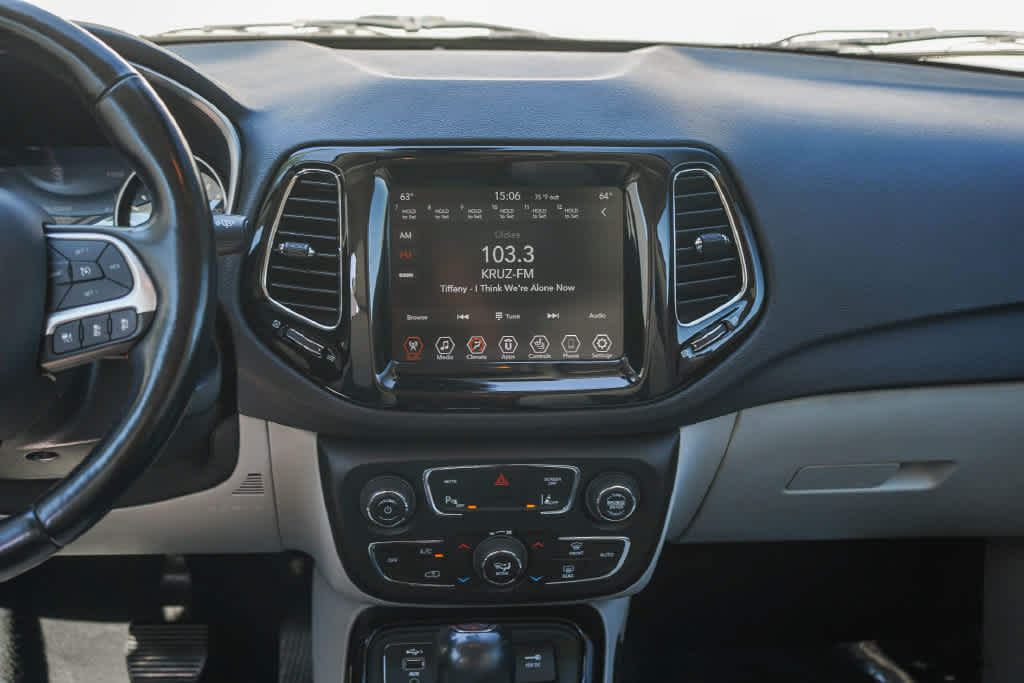 Used 2021 Jeep Compass Limited FWD image 13