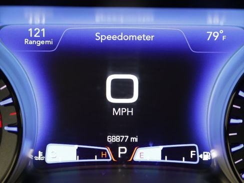 Used 2022 Chrysler 300 S RWD image 35