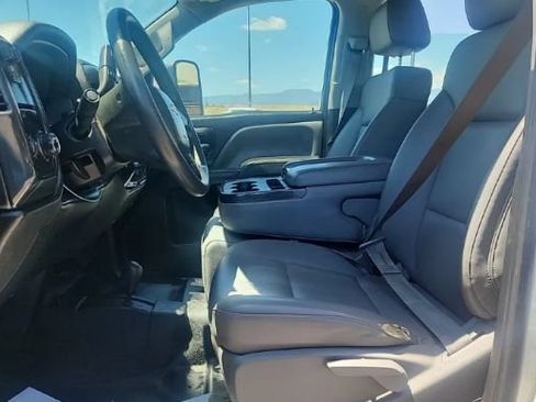Used 2015 Chevrolet Silverado 2500 W/T AWD/4WD image 3