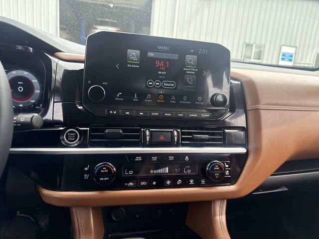 Used 2024 Nissan Pathfinder Platinum w/ Cargo Package AWD/4WD image 26