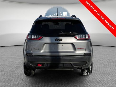 Used 2019 Jeep Cherokee Trailhawk image 5