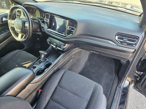 Used 2022 Dodge Durango SXT w/ Blacktop Package AWD/4WD image 11