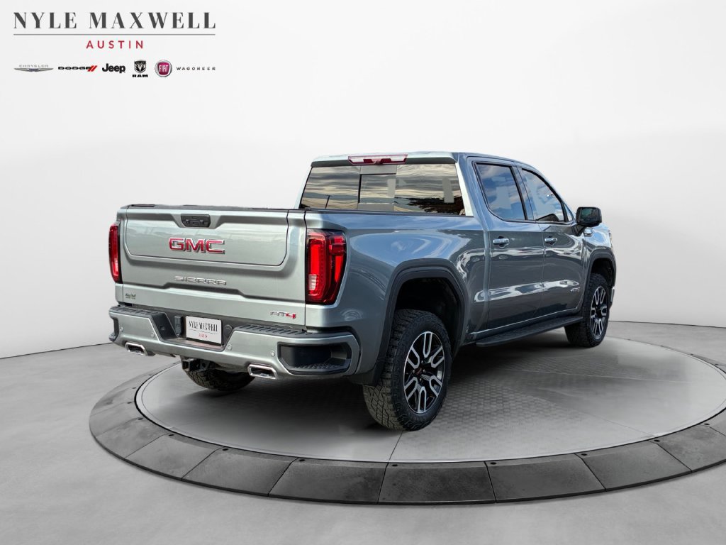 Used 2024 GMC Sierra 1500 AT4 w/ Technology Package AWD/4WD image 16