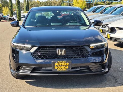 New 2025 Honda Accord SE image 2