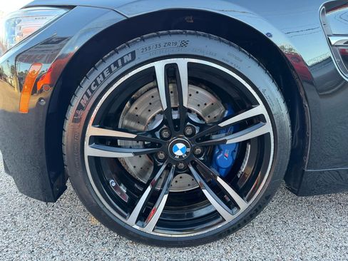 Used 2015 BMW M4 Convertible image 13