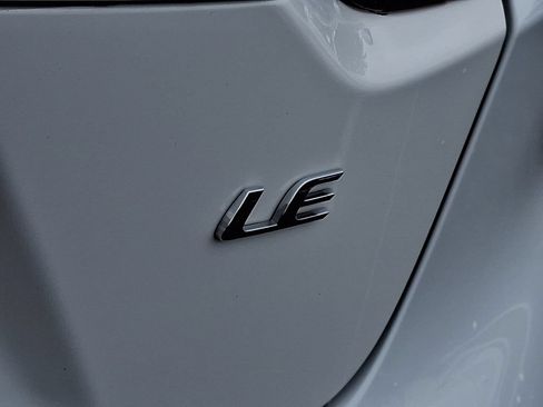 Certified 2021 Toyota Corolla LE FWD image 30