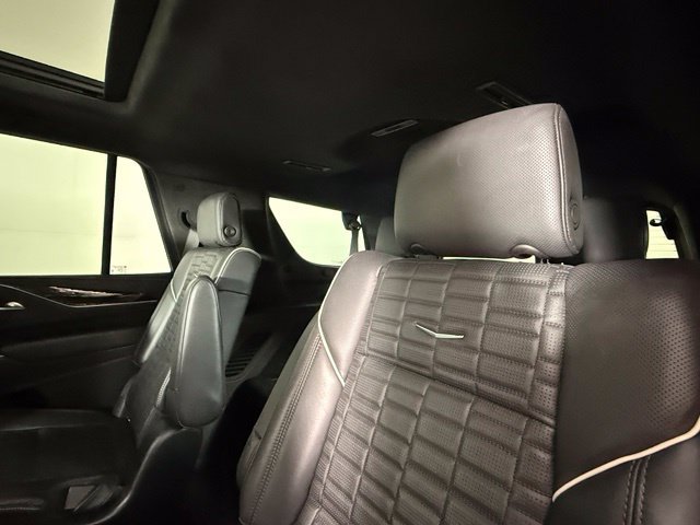 Used 2021 Cadillac Escalade Sport Platinum RWD image 21