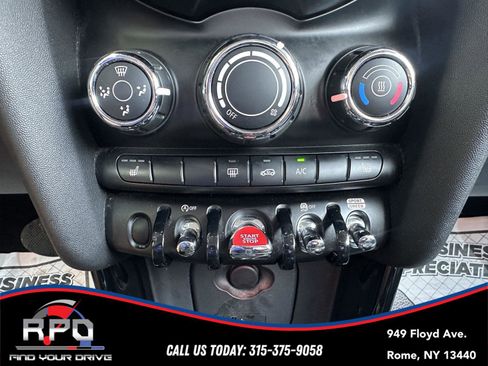 Used 2019 MINI Cooper S w/ Signature Upholstery Package FWD image 20