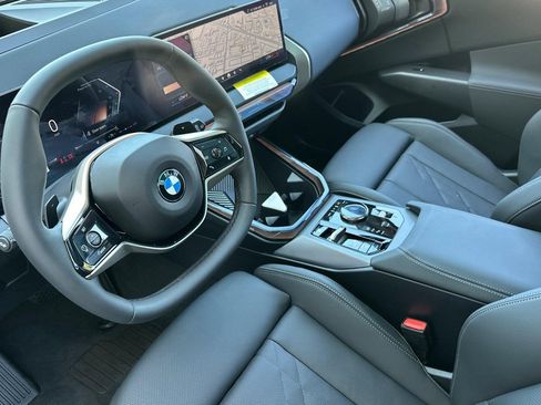 Used 2025 BMW X3 xDrive30 w/ Premium Package AWD/4WD image 4