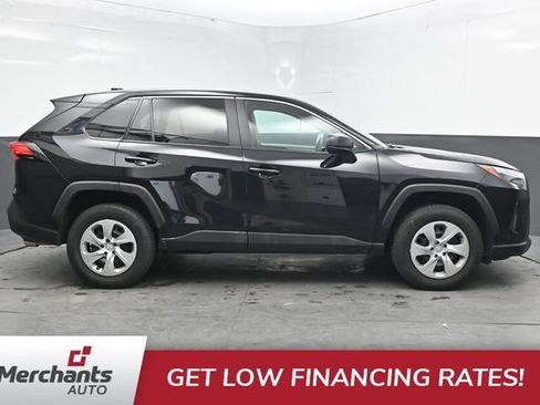 Used 2024 Toyota RAV4 LE AWD/4WD image 9