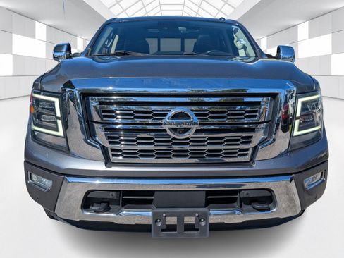 Certified 2021 Nissan Titan SL w/ Moonroof Package image 2