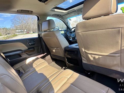 Used 2018 GMC Sierra 2500 Denali w/ Duramax Plus Package image 17