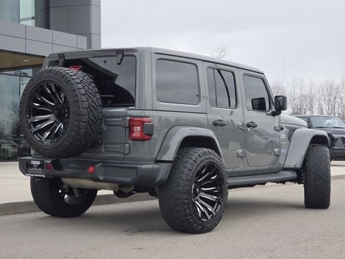 Used 2021 Jeep Wrangler Unlimited Sahara image 28