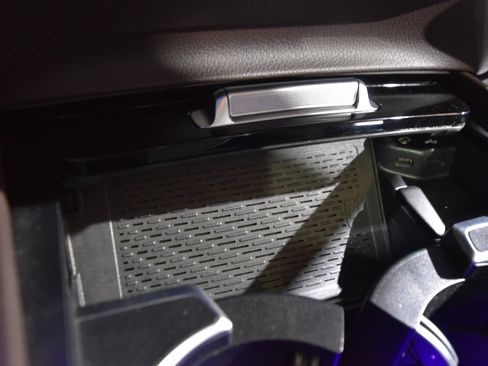 Used 2020 Mercedes-Benz GLE 350 4MATIC image 38