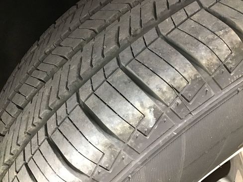 Used 2025 Chevrolet Traverse LT image 31