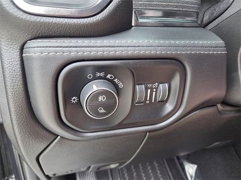 Certified 2022 RAM 2500 Limited image 25