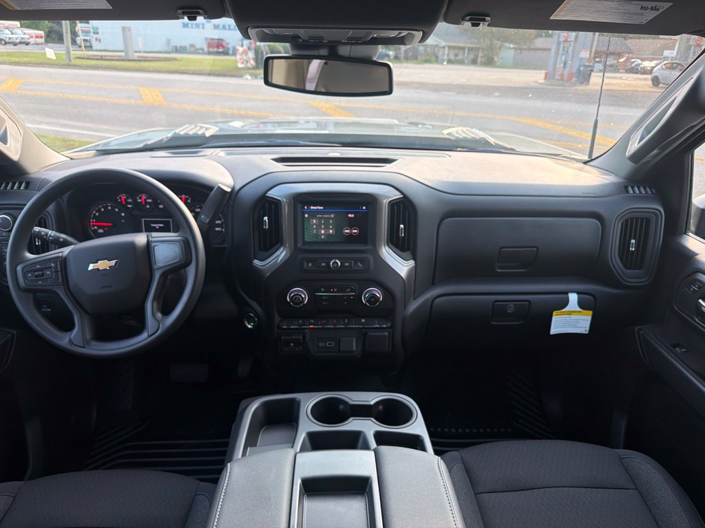 New 2026 Chevrolet Silverado 2500 Custom w/ Custom Value Package AWD/4WD image 18