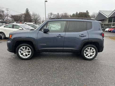 Used 2021 Jeep Renegade Latitude w/ Convenience Group AWD/4WD image 2