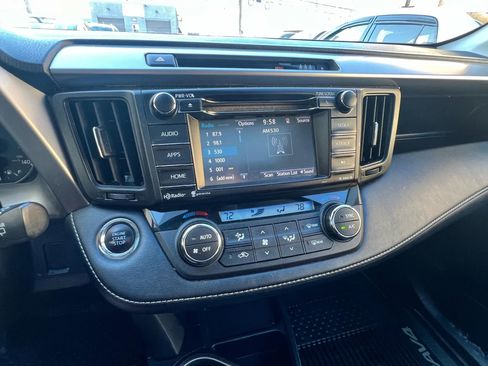 Used 2018 Toyota RAV4 XLE w/ Plus Extra Value Package AWD/4WD image 16