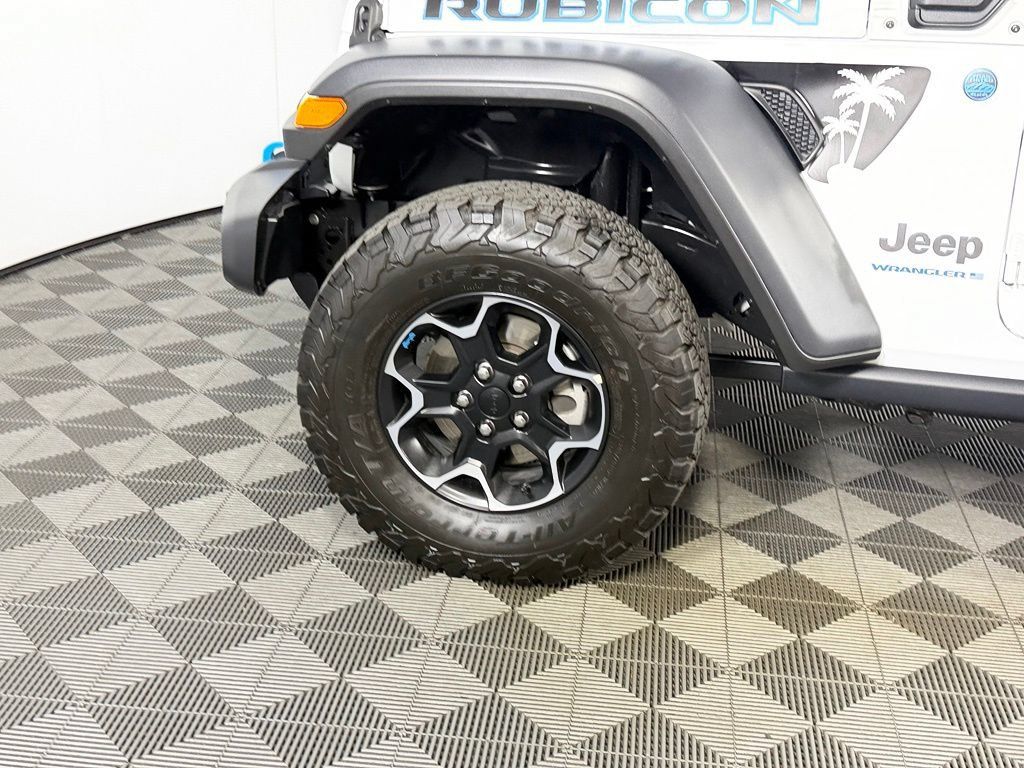 Used 2023 Jeep Wrangler Unlimited Rubicon 4xe AWD/4WD image 10