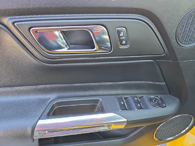 Used 2016 Ford Mustang GT Premium RWD image 18