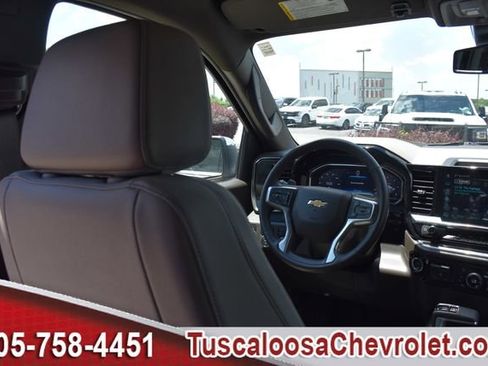 Used 2025 Chevrolet Silverado 1500 LTZ AWD/4WD image 27