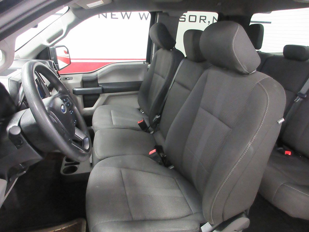 Used 2019 Ford F150 XL w/ Equipment Group 101A Mid AWD/4WD image 8