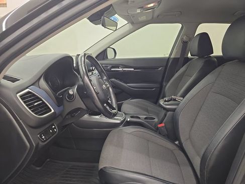 Used 2021 Kia Seltos S AWD/4WD image 19