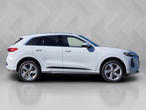 New 2025 Audi Q5 2.0T Premium Plus image 7