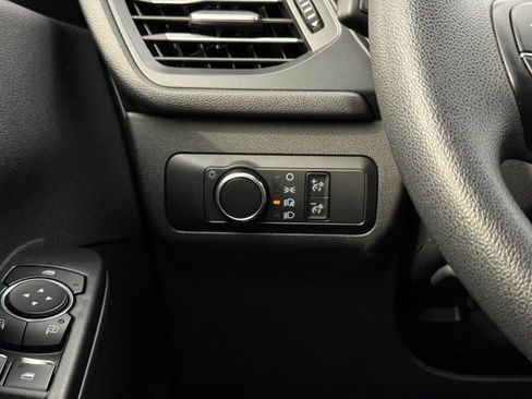 Used 2025 Ford Escape Active AWD/4WD image 38