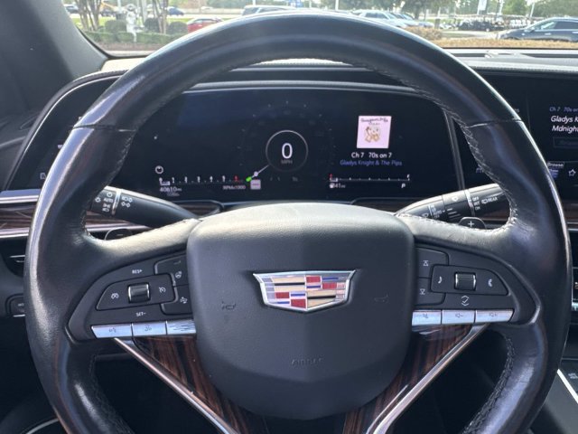 Used 2022 Cadillac Escalade Luxury RWD image 28