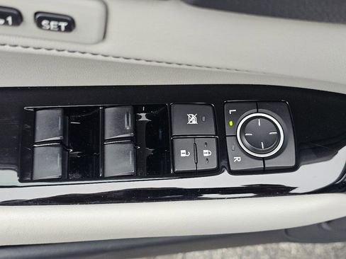 Used 2013 Lexus GS 350 AWD w/ Premium Pkg image 16