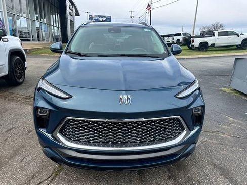 Used 2024 Buick Encore GX Avenir image 5