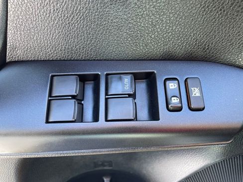 Used 2018 Toyota RAV4 XLE image 22