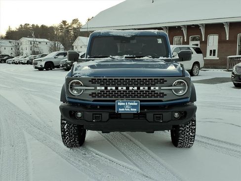 Used 2025 Ford Bronco Badlands image 2