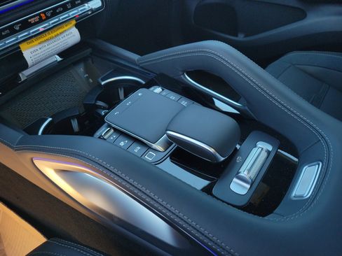 New 2026 Mercedes-Benz GLE 53 AMG 4MATIC image 19