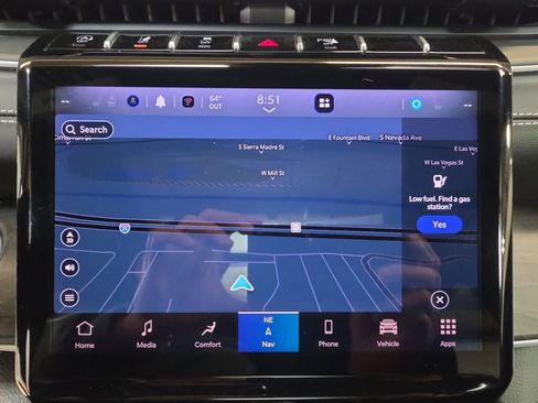 Used 2024 Jeep Grand Cherokee Limited image 24