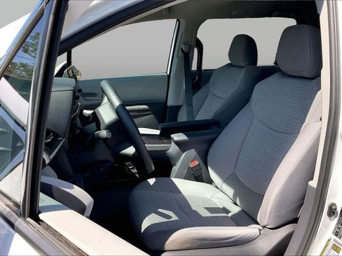 Certified 2022 Toyota Sienna LE FWD image 7