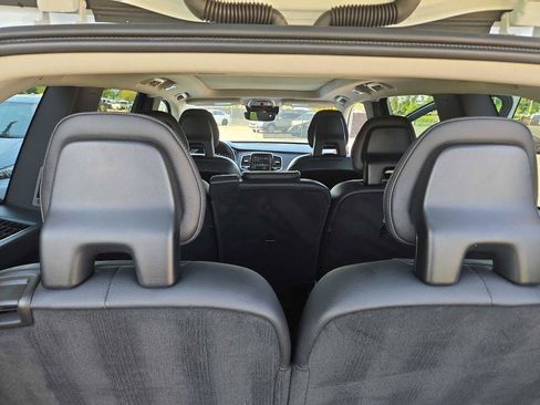 Used 2017 Volvo XC90 T6 Momentum w/ Vision Package AWD/4WD image 28