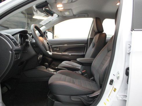 New 2026 Mitsubishi Outlander Sport SE image 6