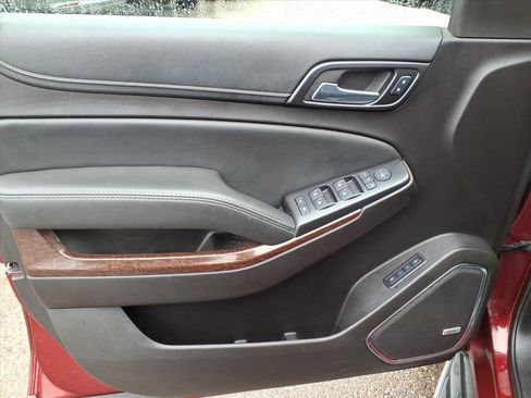 Used 2016 GMC Yukon SLT w/ Open Road Package image 12