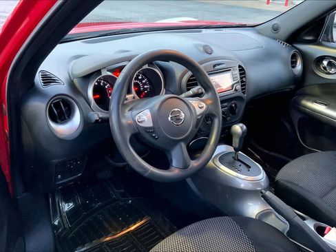 Used 2017 Nissan Juke S image 16