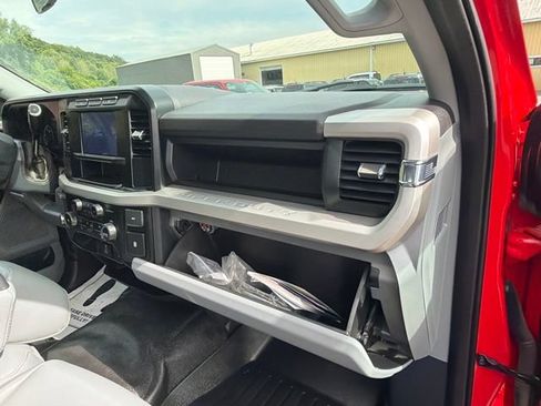 Used 2024 Ford F550 4x4 Regular Cab Super Duty image 36
