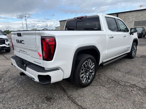Used 2024 GMC Sierra 1500 Denali Ultimate AWD/4WD image 3